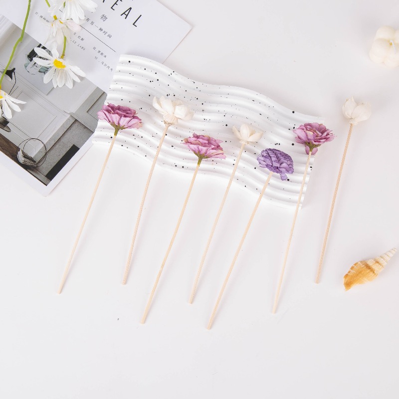 Rotan stokken en Sola bloemen  - Home One Bathroom Accessories recensie en prijs